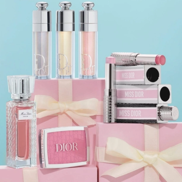 Dior Beauty：2025春季限定美妆上新热卖！入手眼影、腮红等