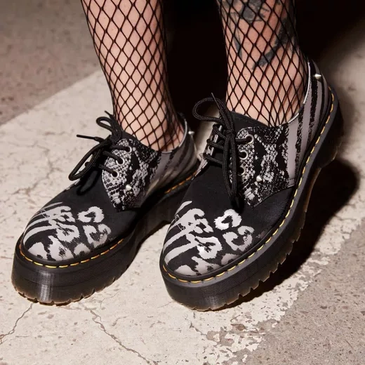 Shopbop 官网：甄选 Dr. Martens 鞋履专区 享阶梯满折