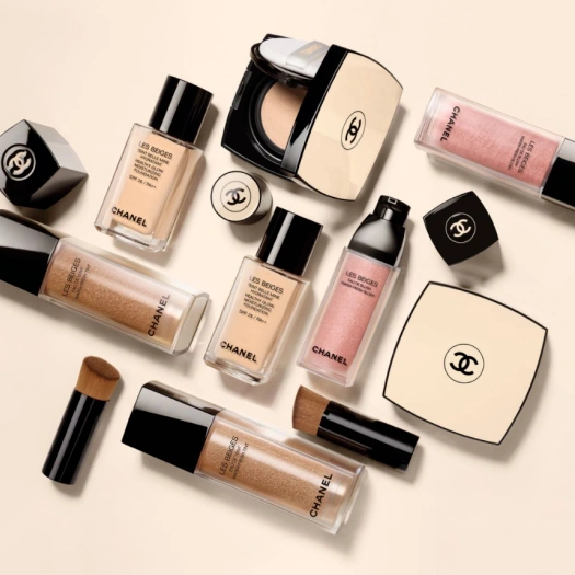 Harrods：CHANEL 香奈儿专场 Warm 眼影盘HK$382 洁面HK$310