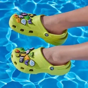 Crocs：母亲节精选鞋履7.5折