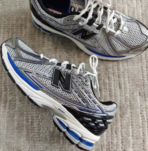 Ins 超火！NEW BALANCE M1906RCD 银蓝配色
