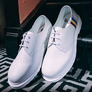 Dr Martens 1461 3孔低帮白色彩虹女款马丁靴