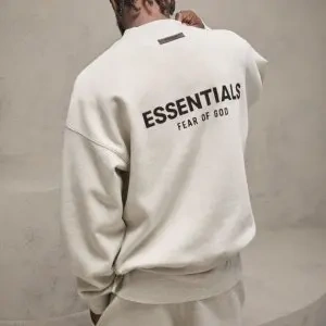 Farfetch 发发奇：Essentials 七夕大促专场 入字母短袖