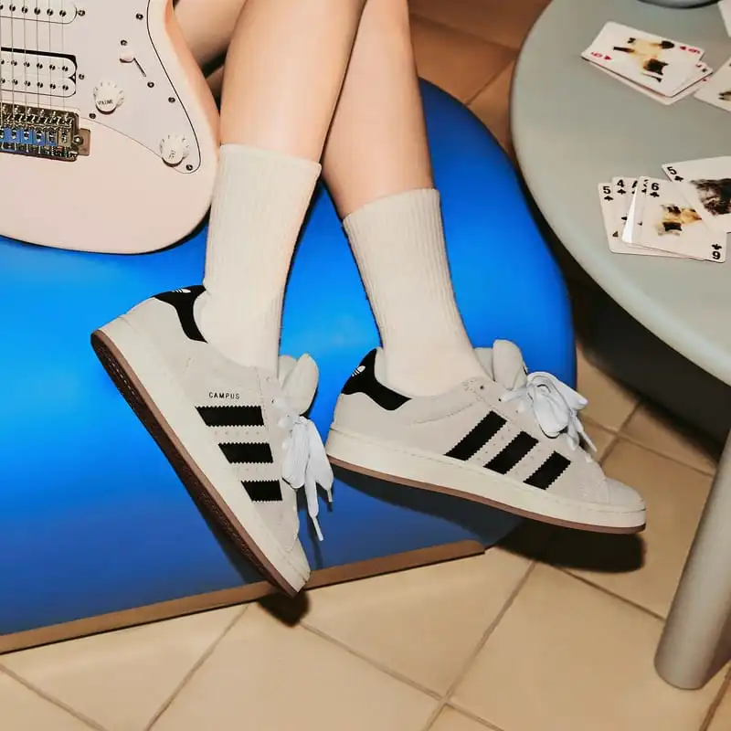 新年穿新鞋！adidas 美国官网：精选运动服饰年终上新大促