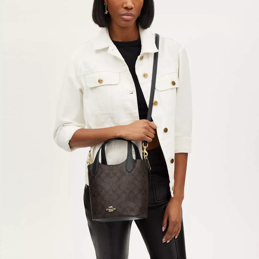 SPO：Coach Outlet 包袋海量上新 Hanna 老花斜挎包$149