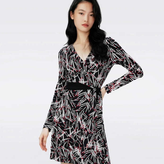 最后1天！DVF Demetria 火柴印花裹身连衣裙