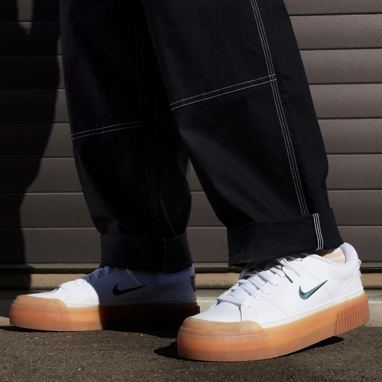 Nike：折扣区低至5折+额外8折