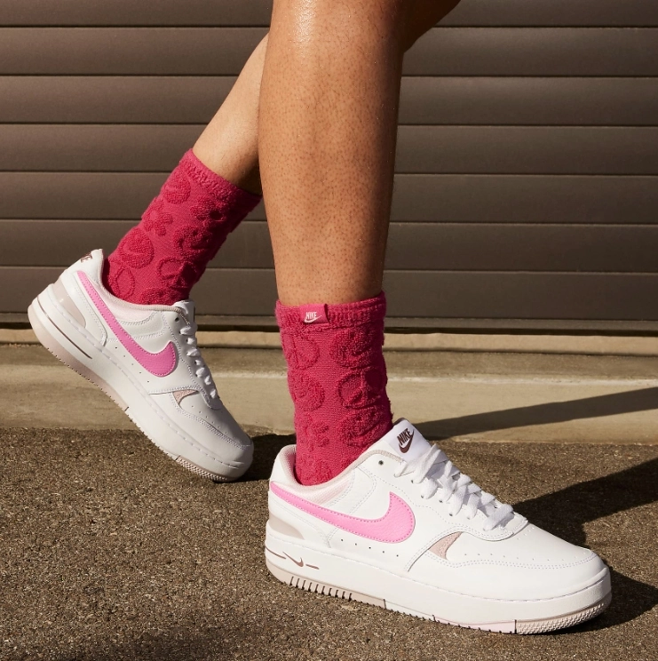 Nike 美国：精选鞋服秋日大促 Court 蓝勾运动鞋$50