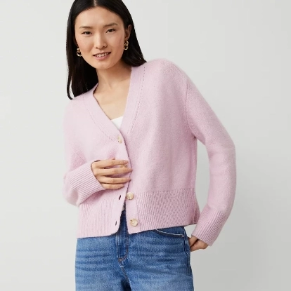 Ann Taylor：早秋大促 V 领开衫$67