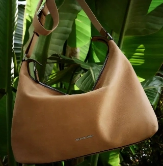 Michael Kors 美网：长周末大促 多款新加入