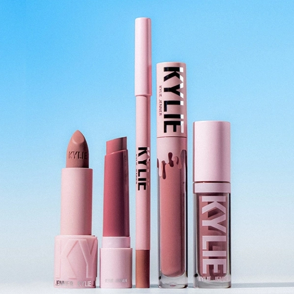 Kylie Cosmetics：限时热卖！入手腮红、唇釉、眼影盘等