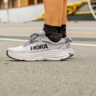 Hoka One One 美网：超高性能跑鞋热卖 入手李现、许光汉同款