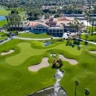 UnderPar：高尔夫专家 性价比超高 可组团体验超优惠