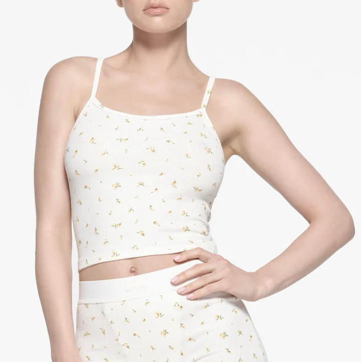 SKIMS 纯欲风小吊带